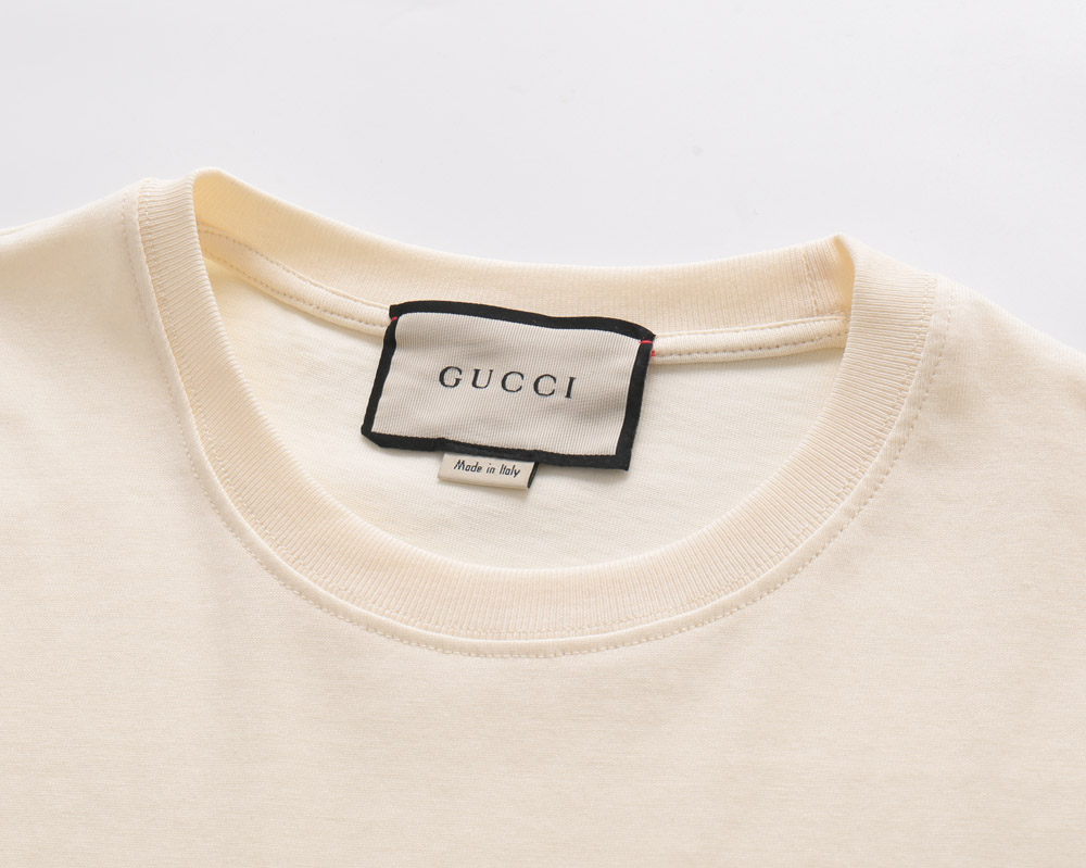 GUCCI 프린트 쇼트 슬리브