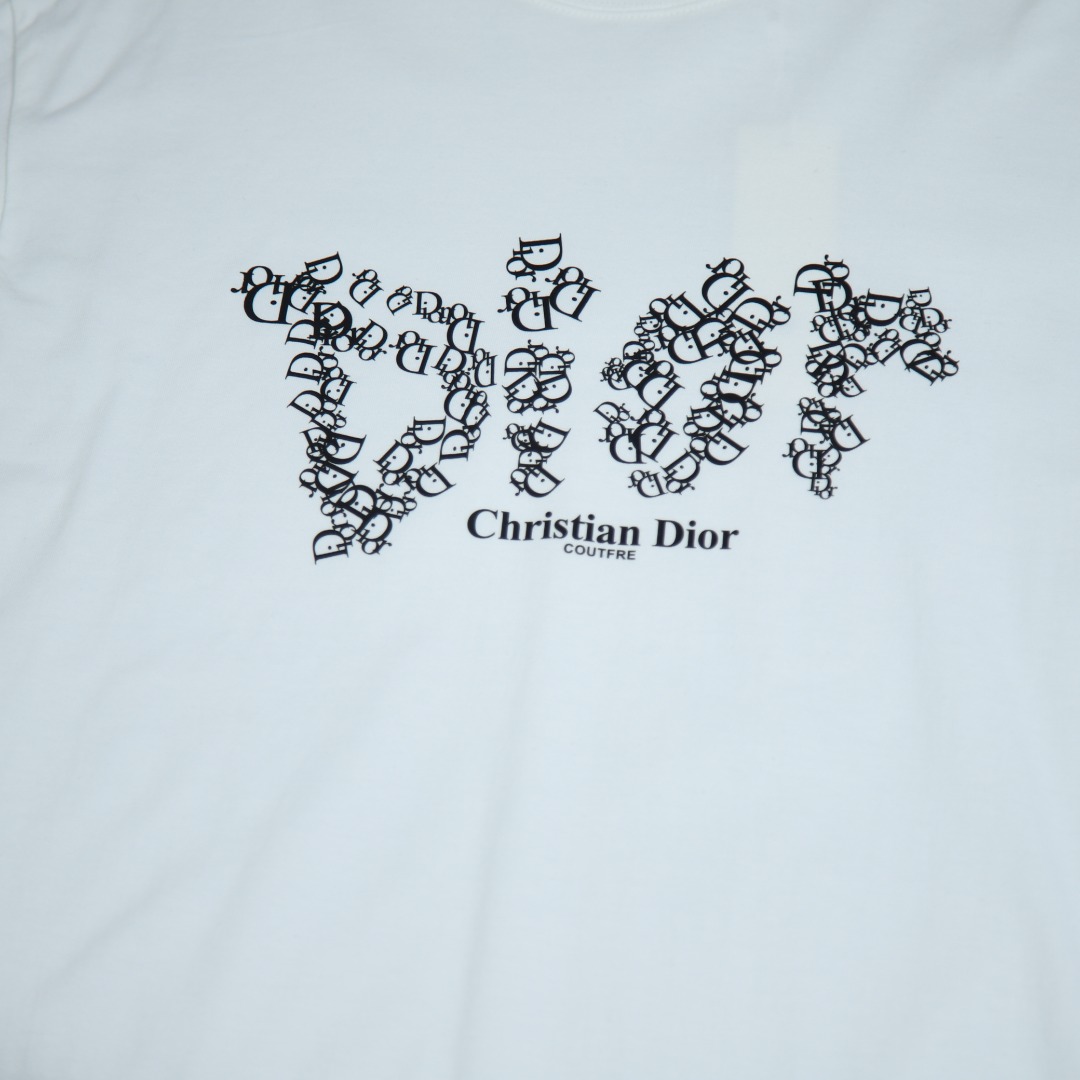 025ss 봄 신상 DIOR / 디올 백 라운드넥 반팔 티셔츠 모델 번호: DI007