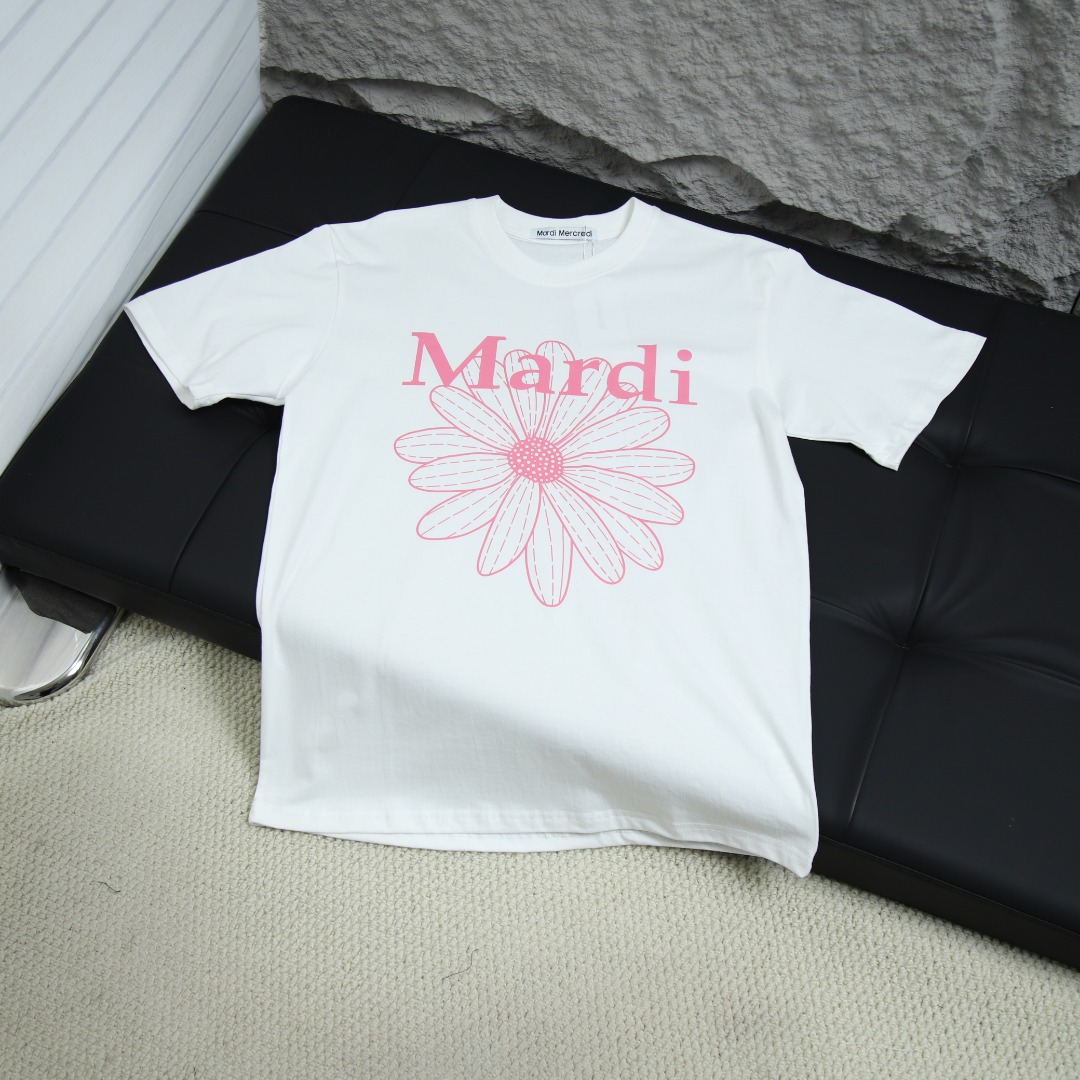 2025ss 봄 신상품 MARDI 라운드넥 반팔 티셔츠 모델 번호: MA001