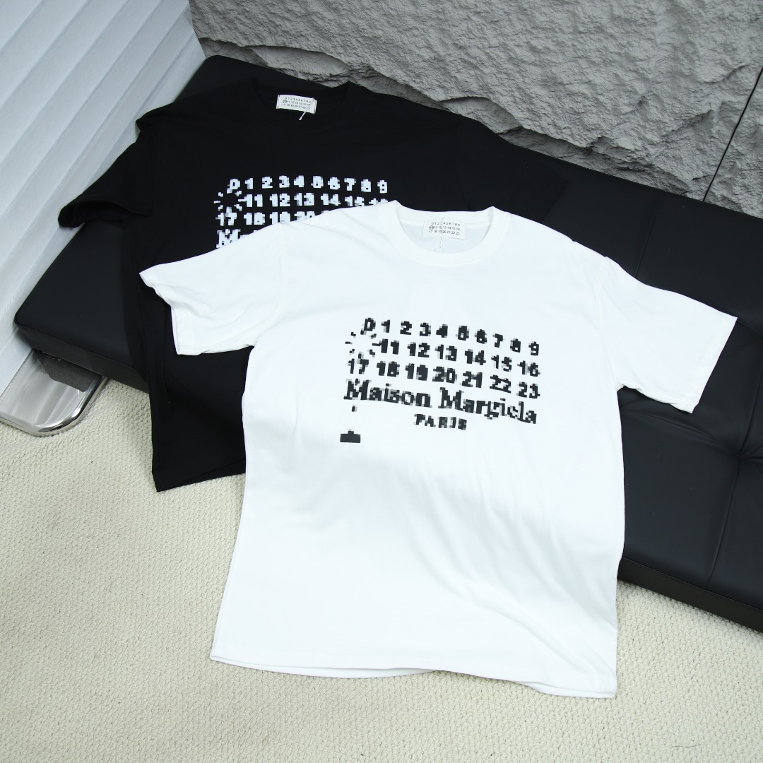 2025ss 봄 신상 메종 마르지엘라 MM6 마제스틱 라운드넥 반팔 티셔츠 모델넘버: MM007