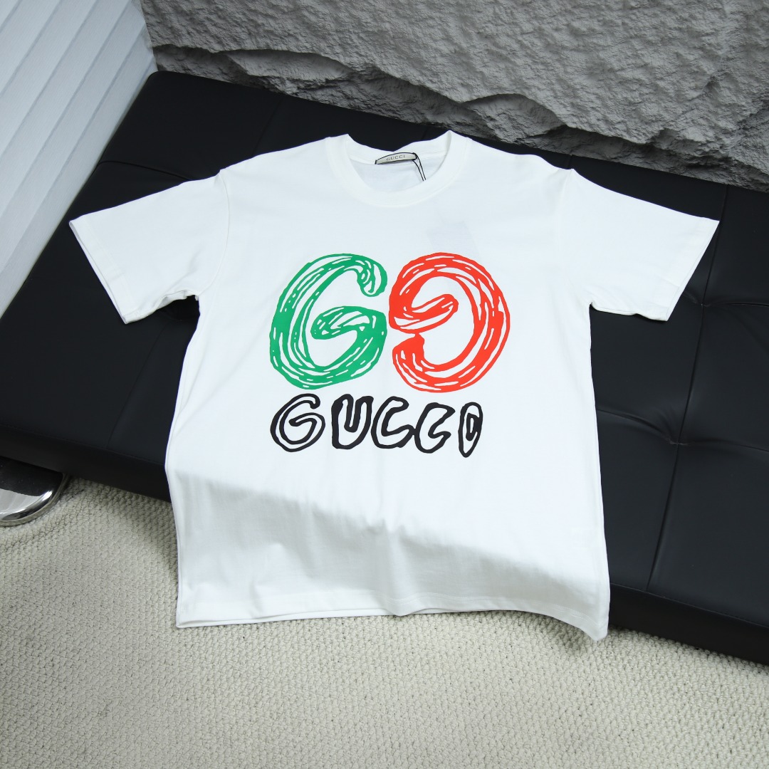 2025ss 봄 신상 GUCCI / 구찌 풀 라운드넥 반팔 티셔츠 모델 번호: GUC004