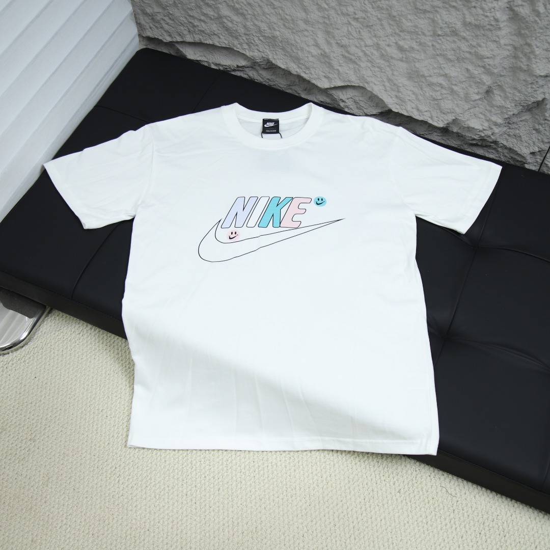2025ss 봄 신상 NIKE 라운드넥 반팔 티셔츠 모델 번호: NK047