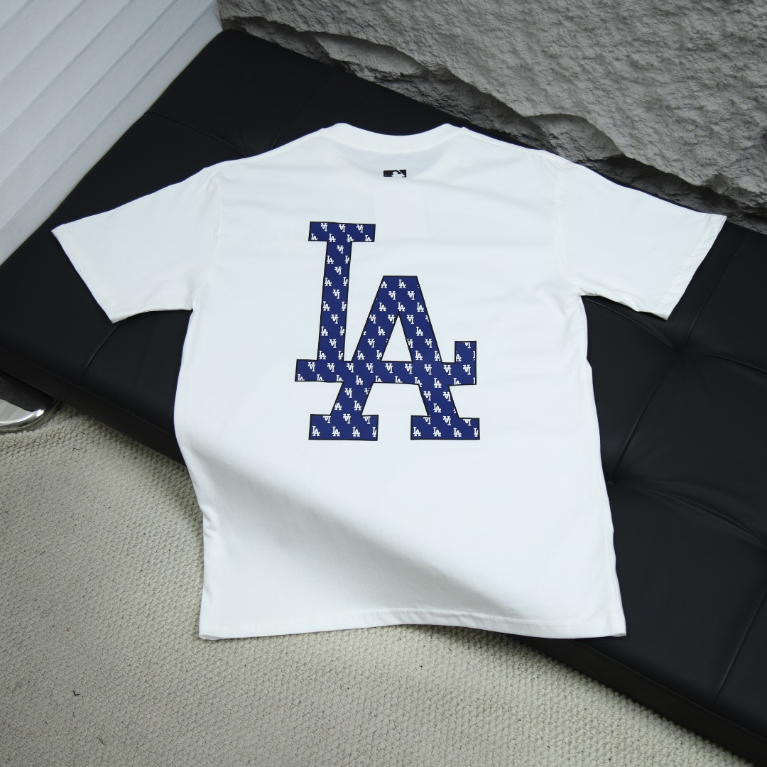 2025ss 봄 신상품 MLB 뉴욕 양키스 100 라운드넥 반팔 티셔츠 모델 번호: MLB033