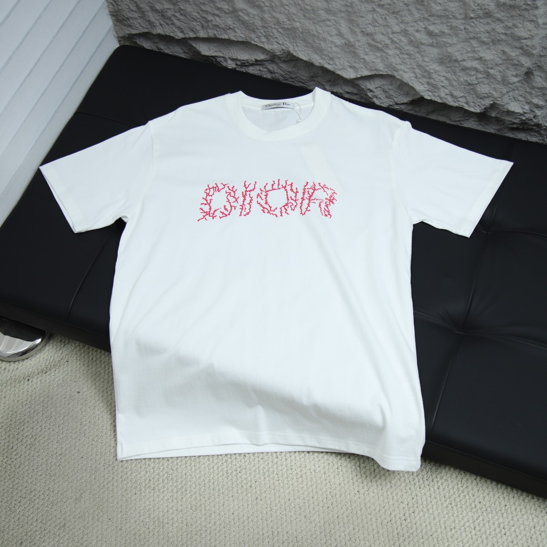 025ss 봄 신상 DIOR / 디올 라운드넥 반팔 티셔츠 모델넘버: DI016