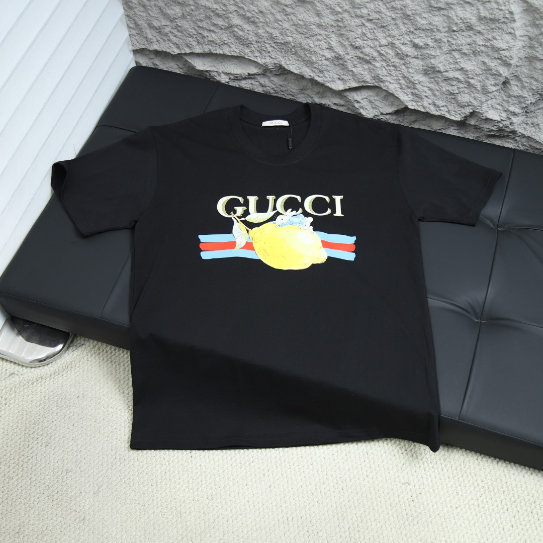 2025s스프링 신상품 GUCCI/구찌 라운드넥 반팔 티셔츠 모델 번호: GUC026