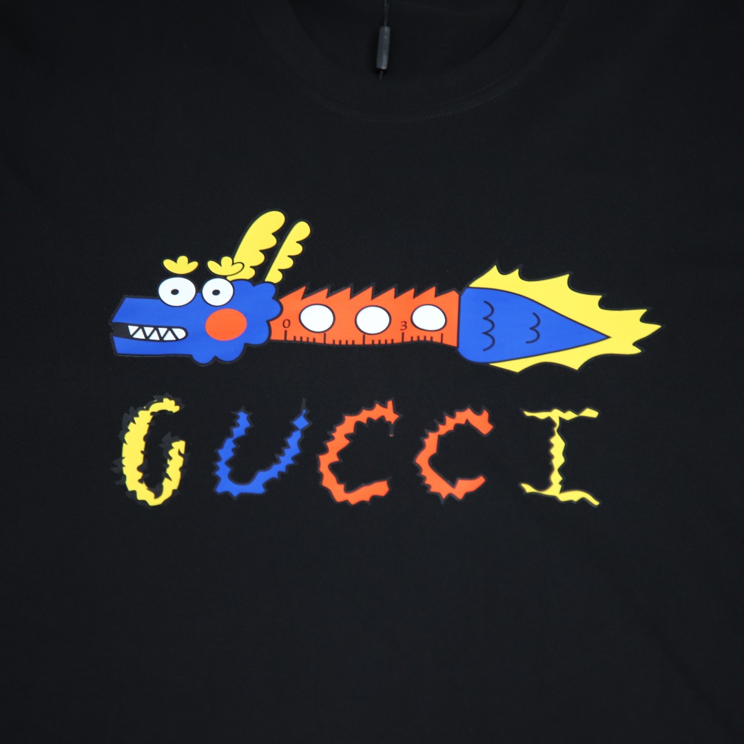 2025s스프링 신 GUCCI/구찌 라운드넥 반팔 티셔츠 모델 번호:GUC050