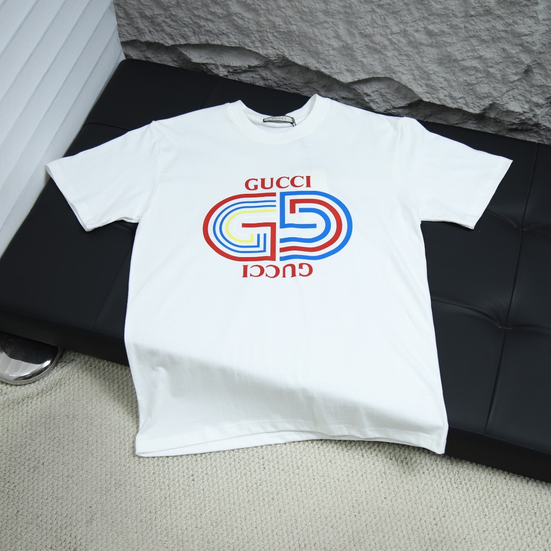 2025s스프링 신상품 구찌/구찌 라운드넥 반팔 티셔츠 모델 번호: GUC067