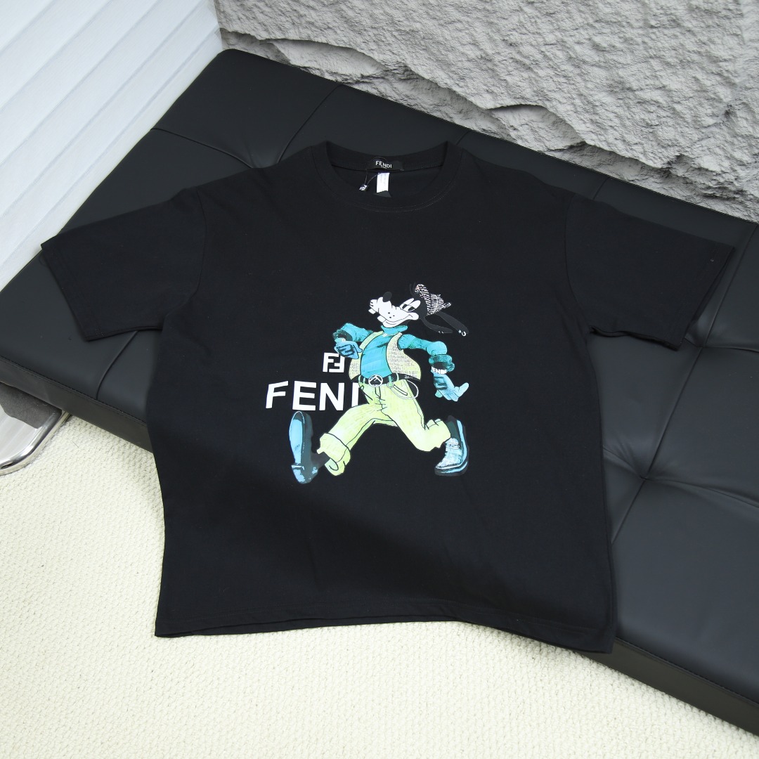 펜디 / 펜디 2025FW 레터 프린트 반팔 티셔츠! 품목 번호: FEN005