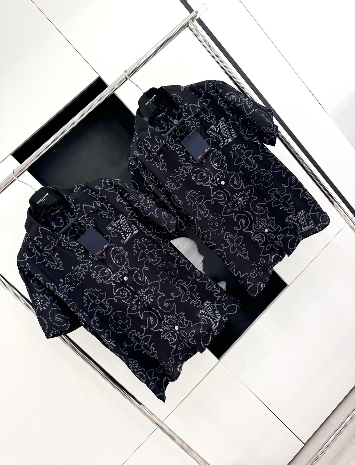 LV 2024FW 트리플 플라워 멀버리 실크 수트