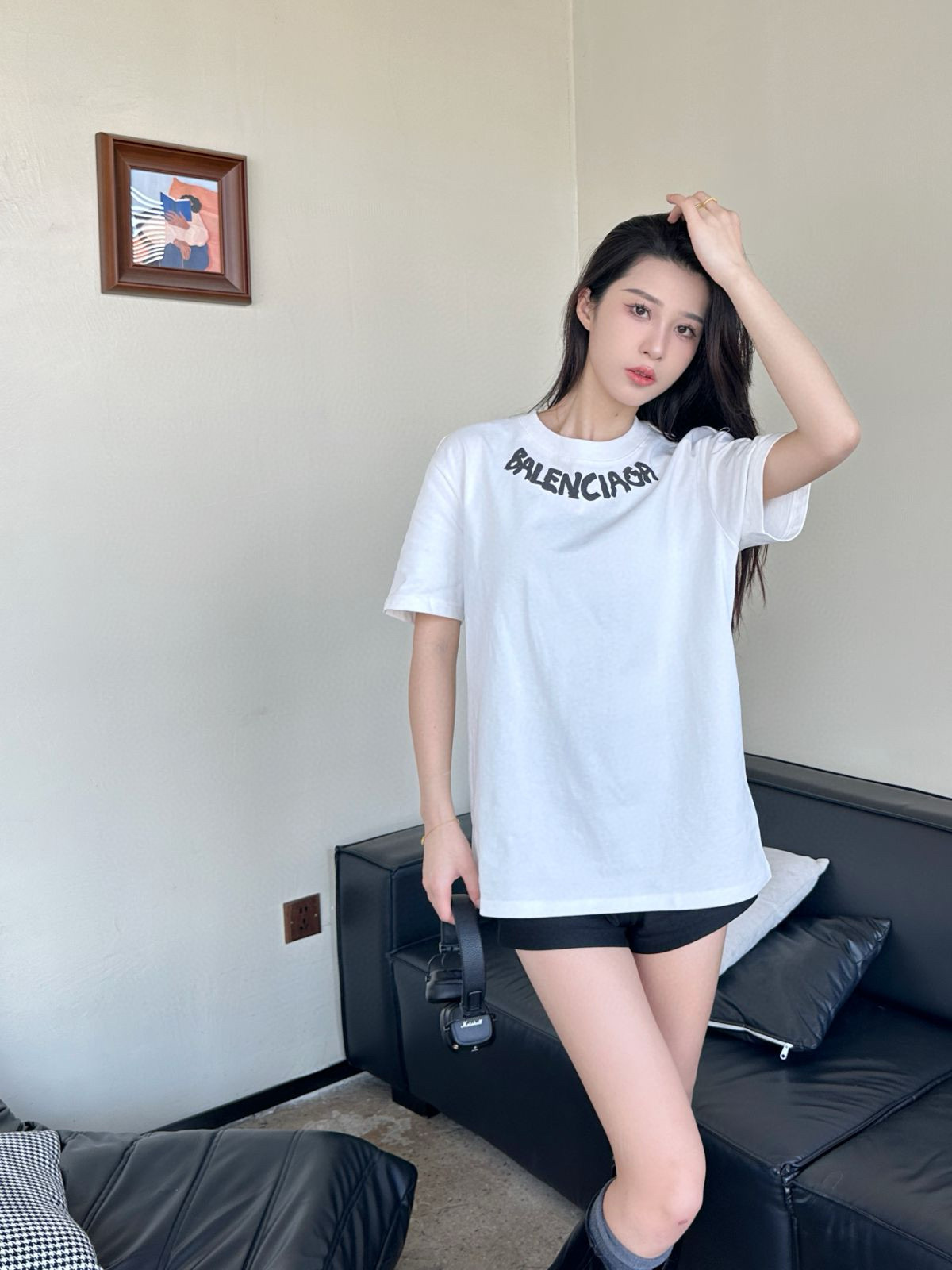발렌시아가/파리 25SS 네크라인 모노그램 버블 프린트 쇼트 슬리브