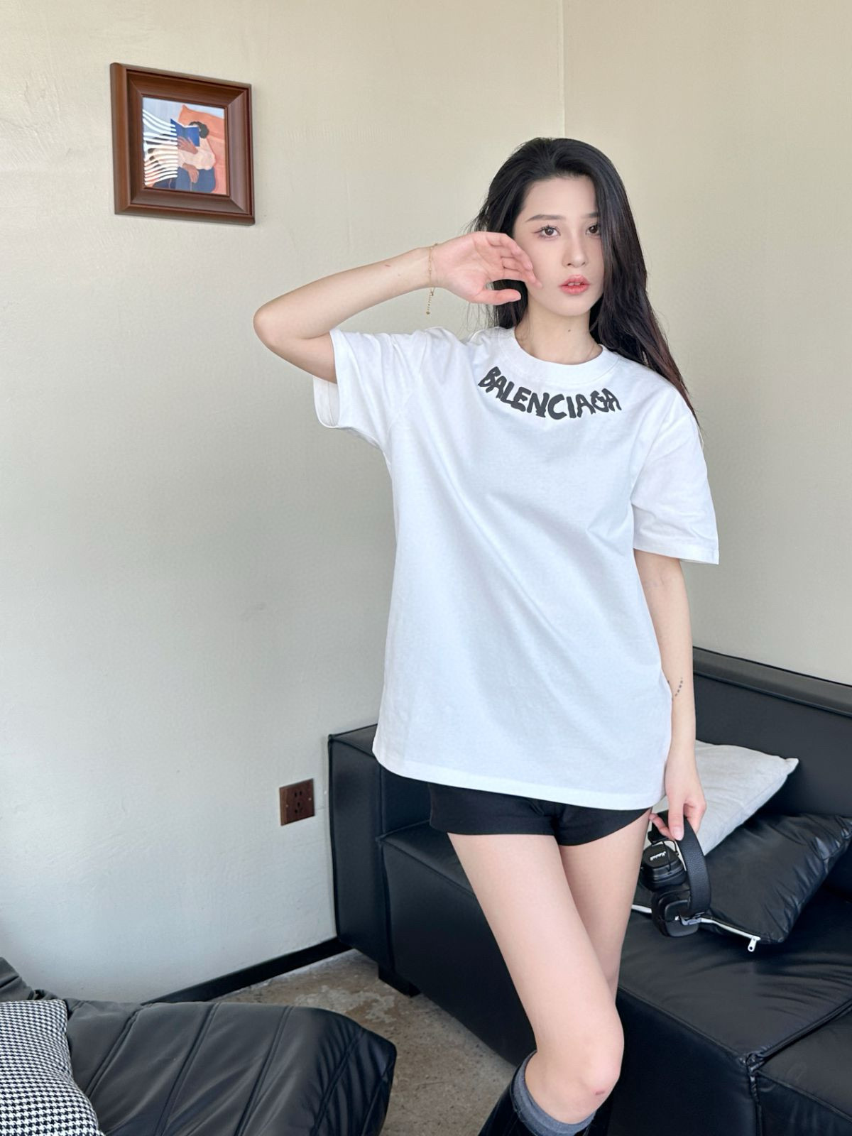발렌시아가/파리 25SS 네크라인 모노그램 버블 프린트 쇼트 슬리브