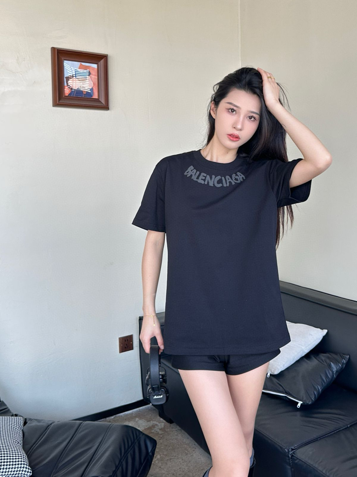 발렌시아가/발렌시아가 25SS 쇼트 슬리브 모노그램 폼 프린트 네크라인