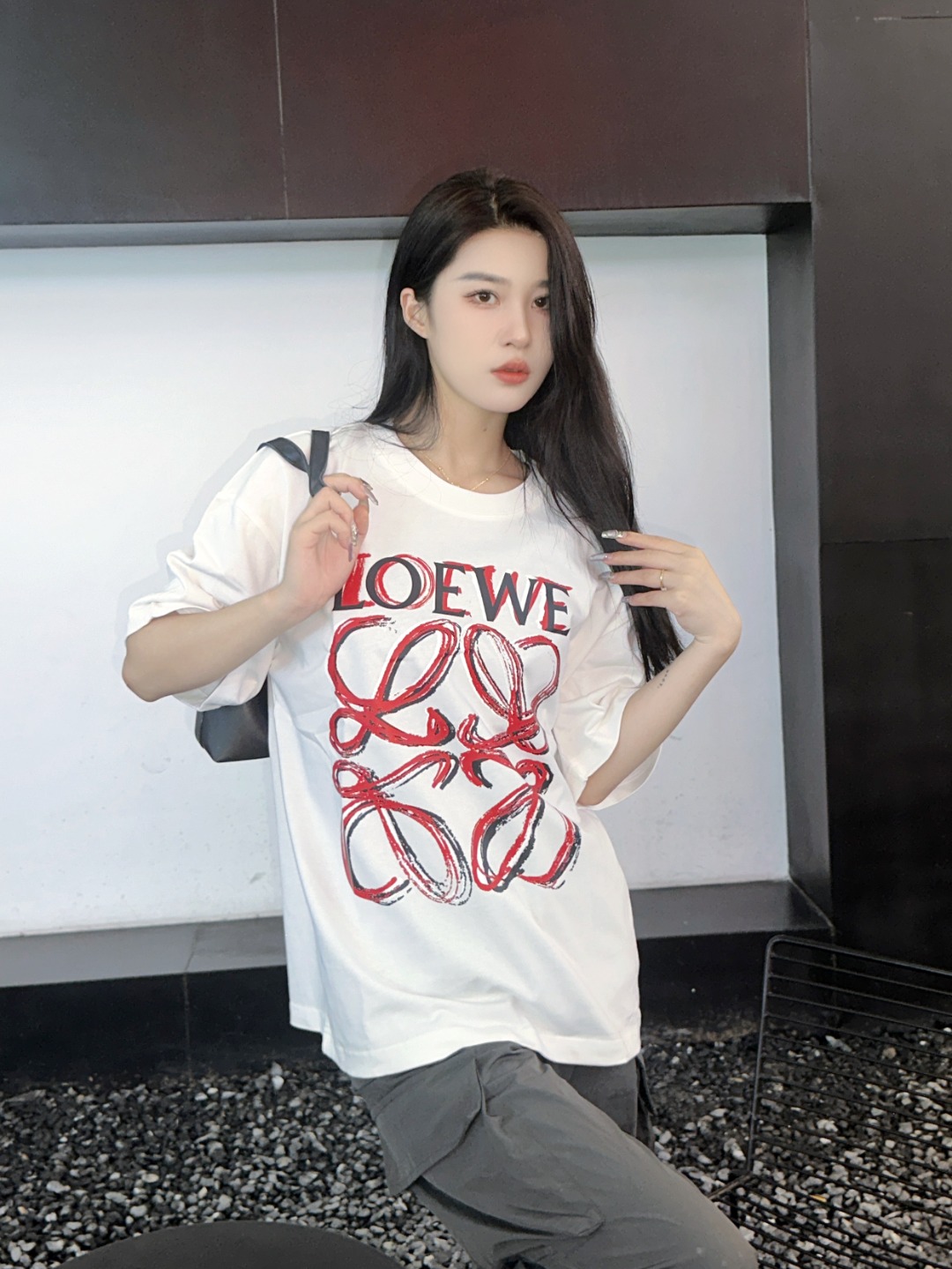 로에베 24SS 라지 페인팅 반팔 셔츠