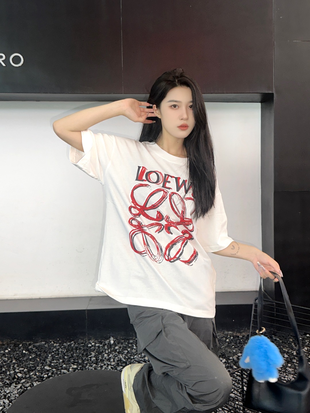 로에베 24SS 라지 페인팅 반팔 셔츠