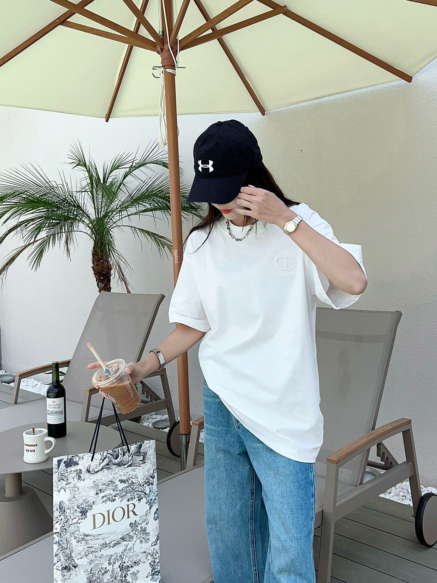 디올 클래식 CD 자수 레터 쇼트 슬리브