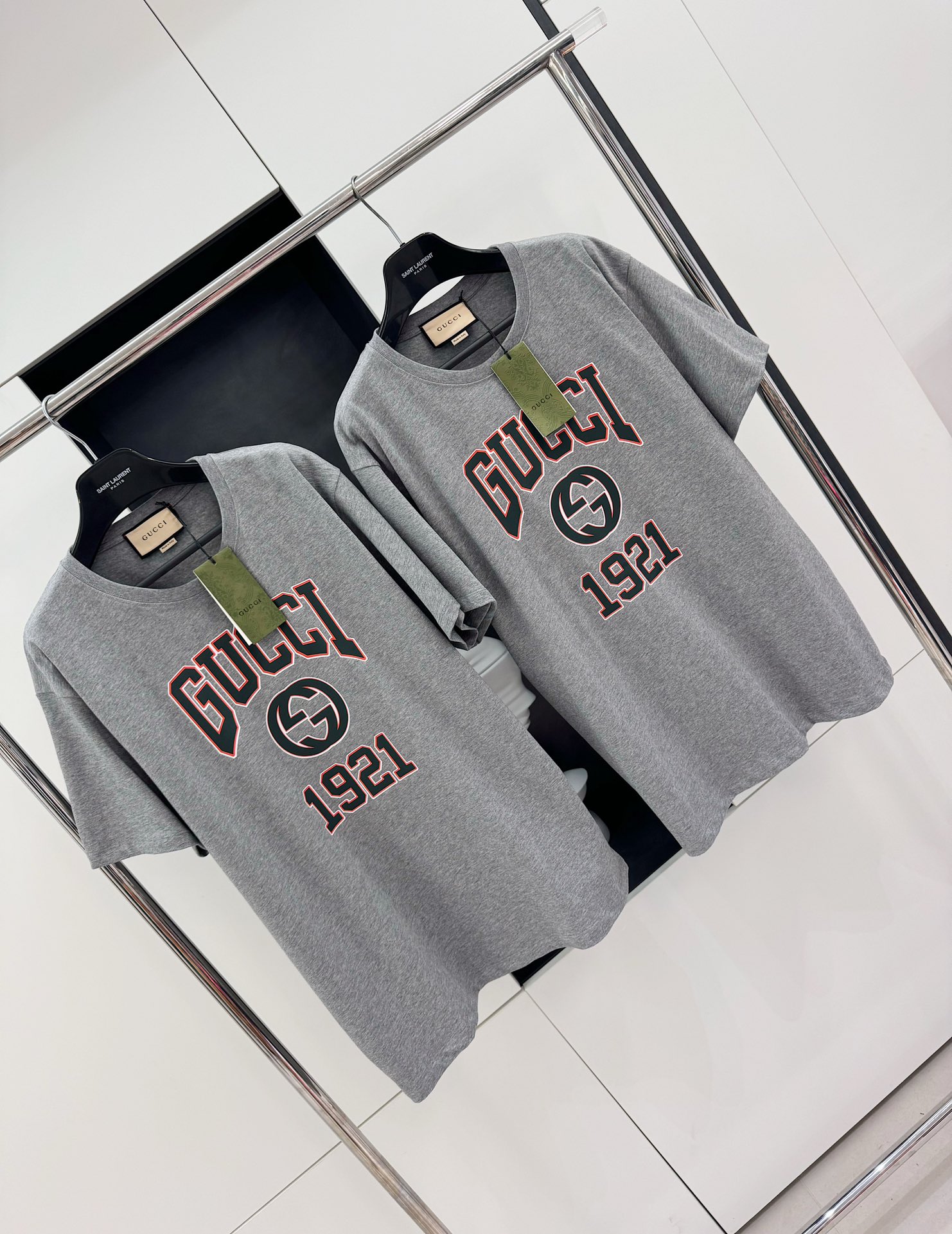 GU 2024SS 1921 프린트 쇼트 슬리브 셔츠