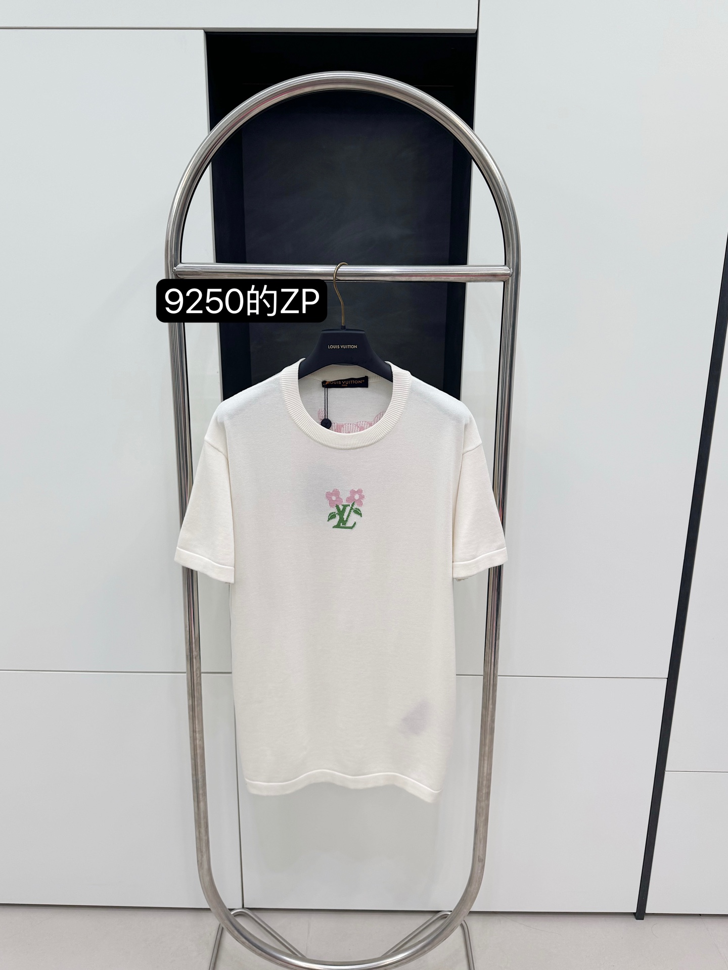 LV x yler 2024SS 이른 봄 자수 니트 쇼트 슬리브 셔츠