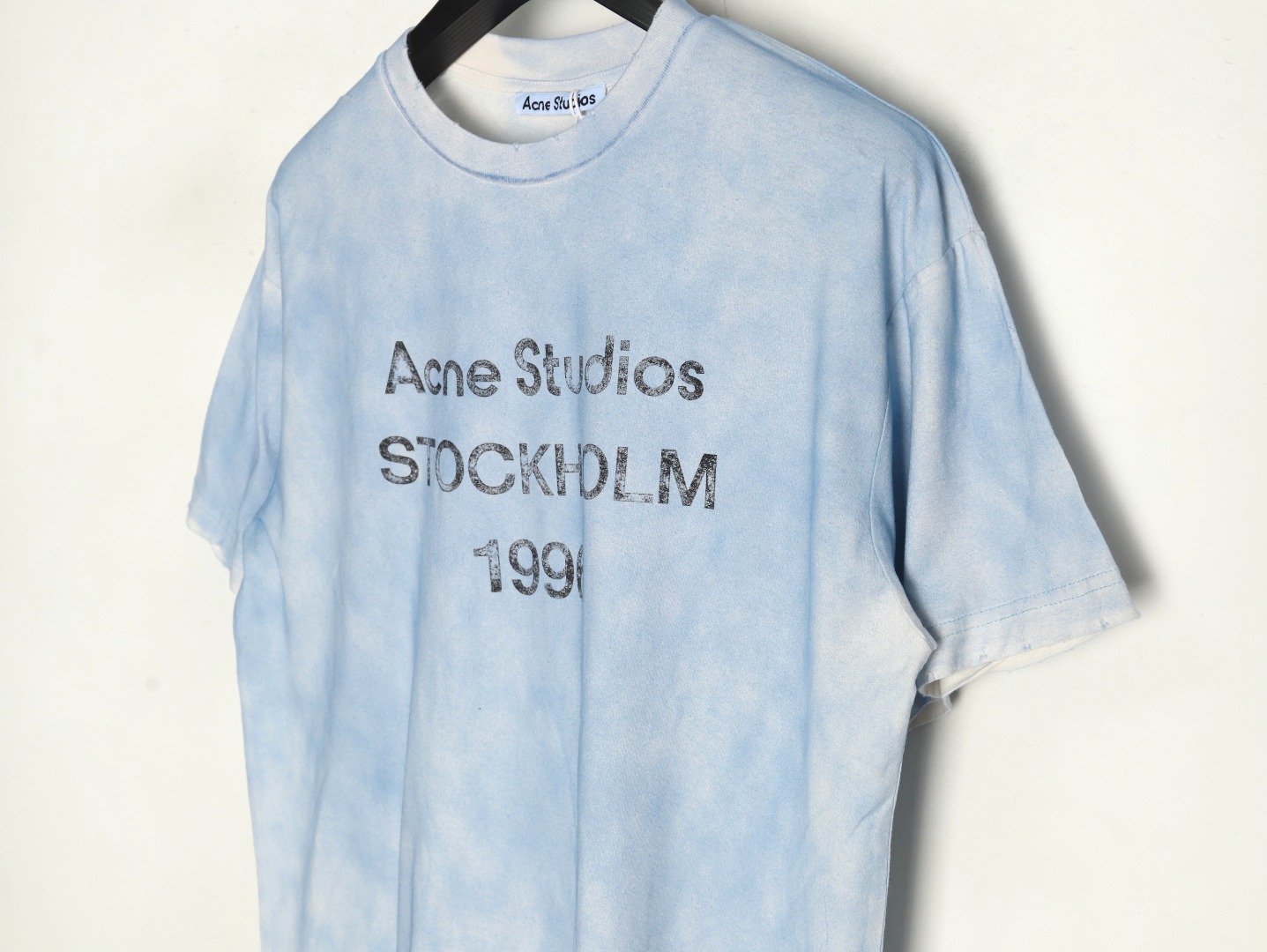 아세튜디오스 24SS 그라데이션 얼룩덜룩 1996 레터 프린트