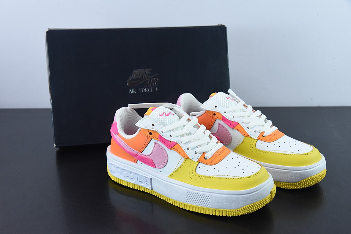 나이키 Wmns 에어 포스 1 폰탄카 화이트 무지개 빛깔 에어 포스 미스 배치 해체 시리즈 로우탑 아이템 번호: Dx2675-100 사이즈: 35.5-44