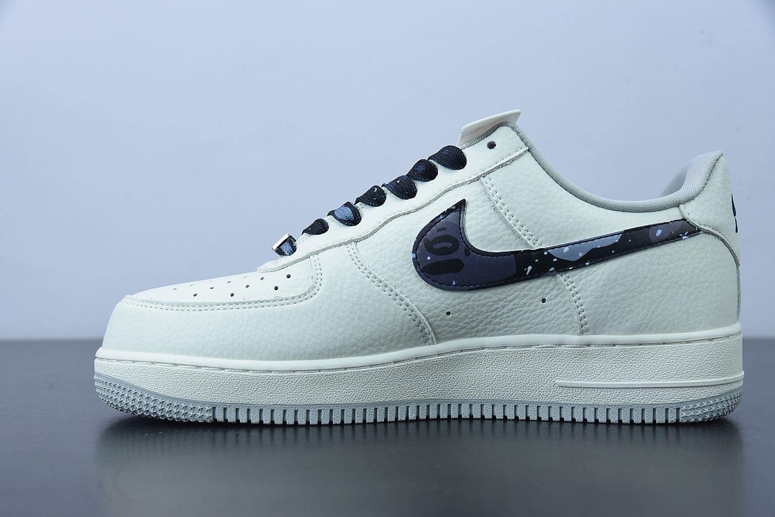 BAPE x Nk AF 1 Sta Low 화이트/그레이 카모 에어 포스 원 로우 탑 클래식 다목적 캐주얼 스니커즈 ‘베이지 다크 그레이 카모’ AA1356-115 사이즈: 36-44