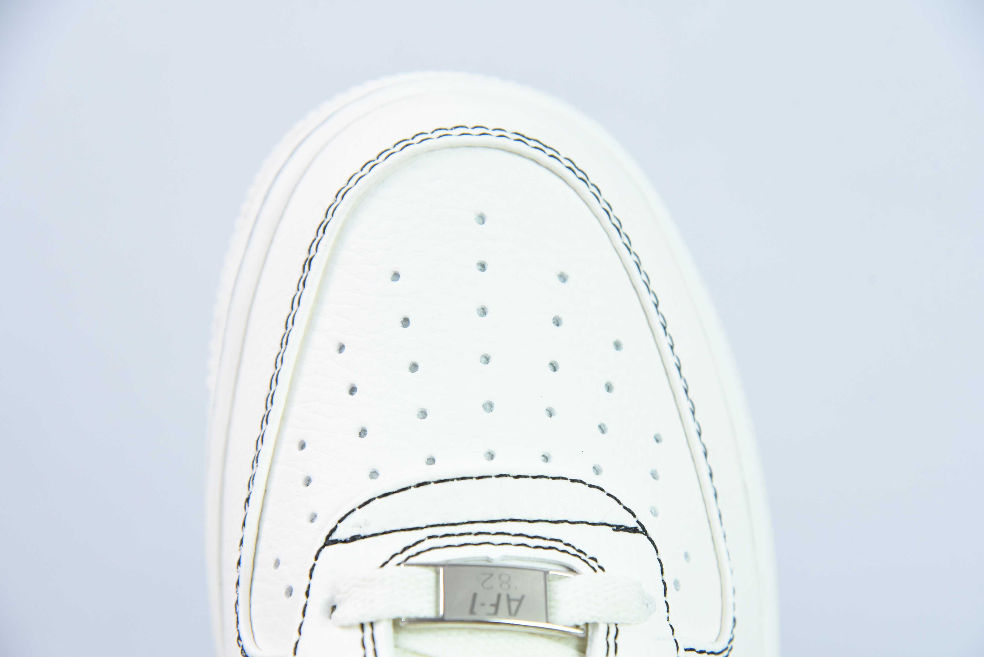 미국 조류 럭셔리 브랜드 Vlone x Nike Air Force 107 Low 공동 이름 베이지 및 블랙 에어 포스 1 로우 탑 캐주얼 버전 신발 상품 번호 : AA5... -002 사이즈 36-44