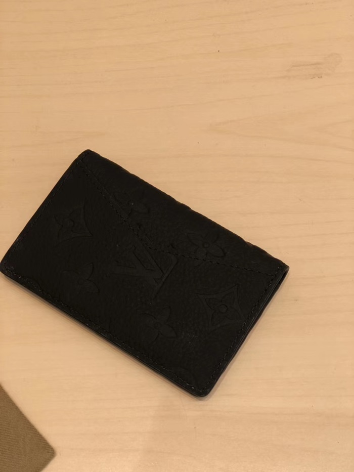 25위 LOUIS VUITTON 루이비통 남여공용 카드 퍼스 앙프렝뜨 LOUW0392,블랙