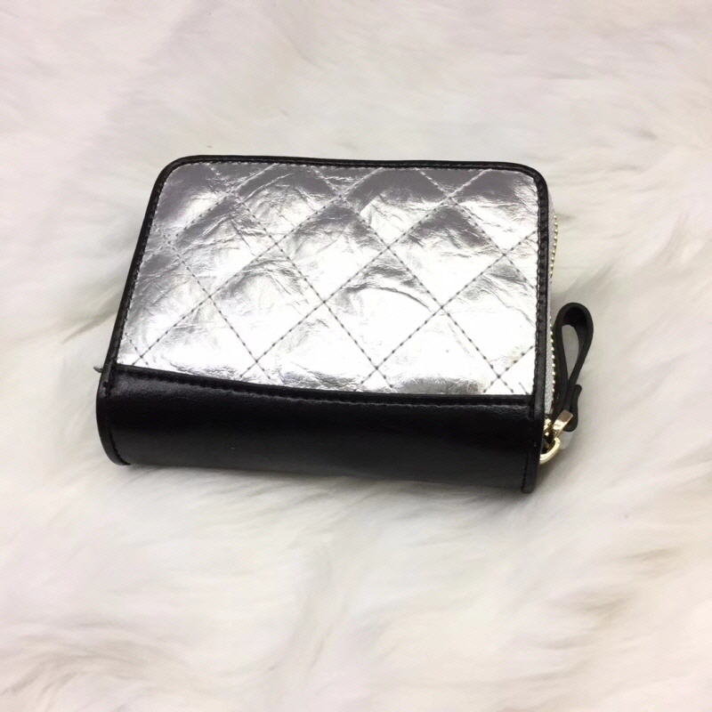 Chanel 2020 여성용 스트랩 퀄팅 반지갑 2가지색상