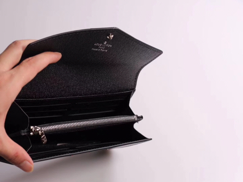 Louis Vuitton 2020 스트라이프 장지갑 블랙,핑크