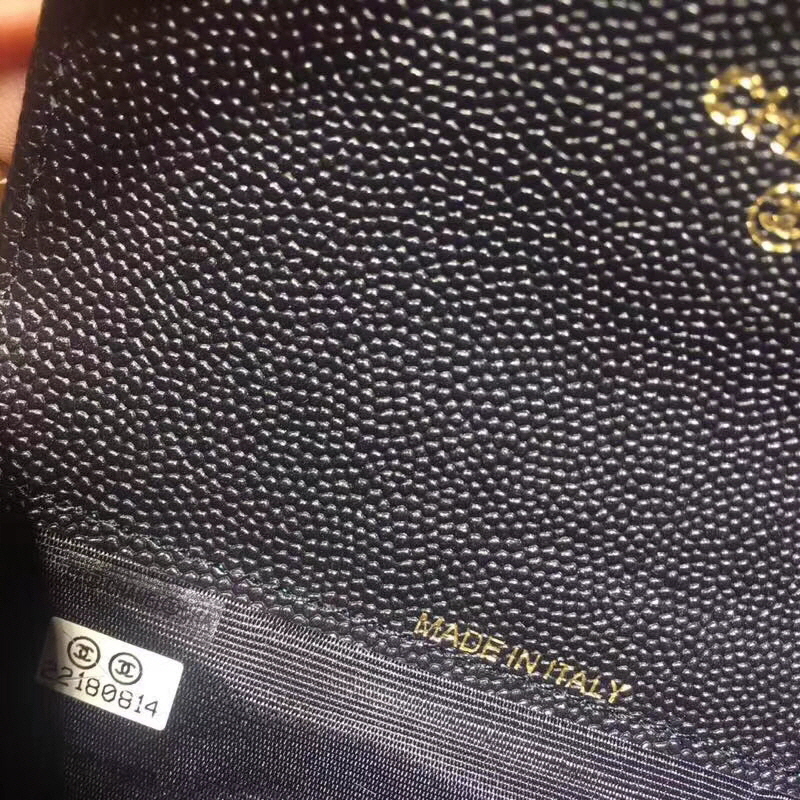 31위 CHANEL 샤넬 여성용 보이 캐비어 카드지갑 4가지색상