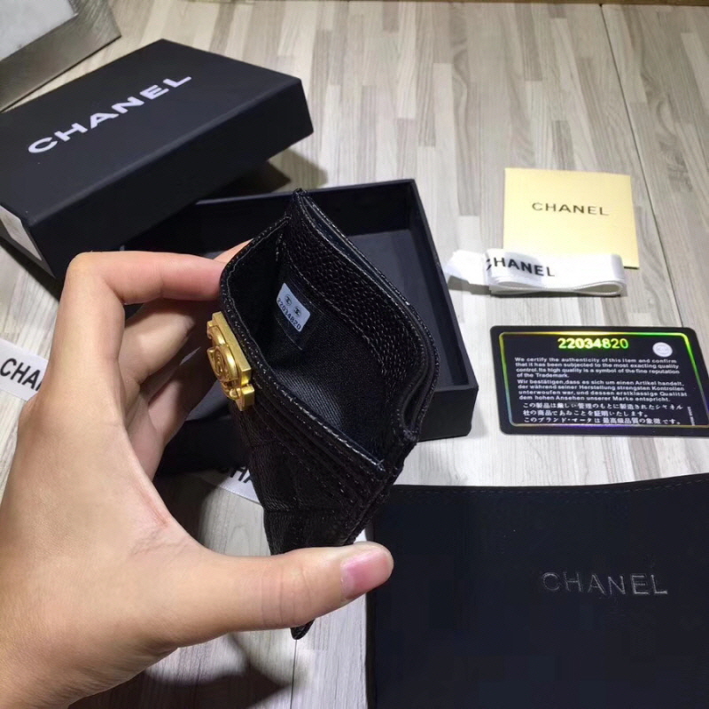 Chanel 2020 여성용 캐비어 보이 카드홀더 색상다양