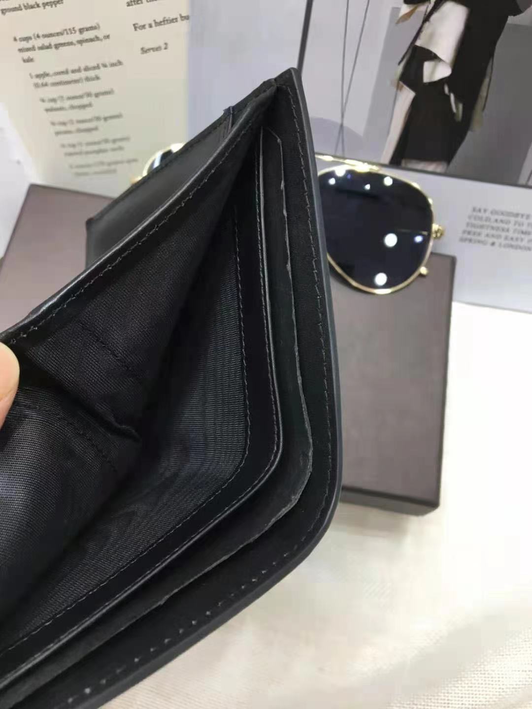 [BOTTEGA VENETA]보테가베네타 인트레치아토 VN 폴더 반지갑