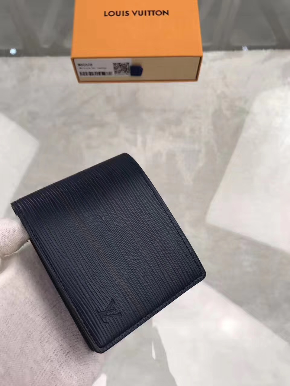  LOUIS VUITTON 루이비통 에삐 반지갑 M60628