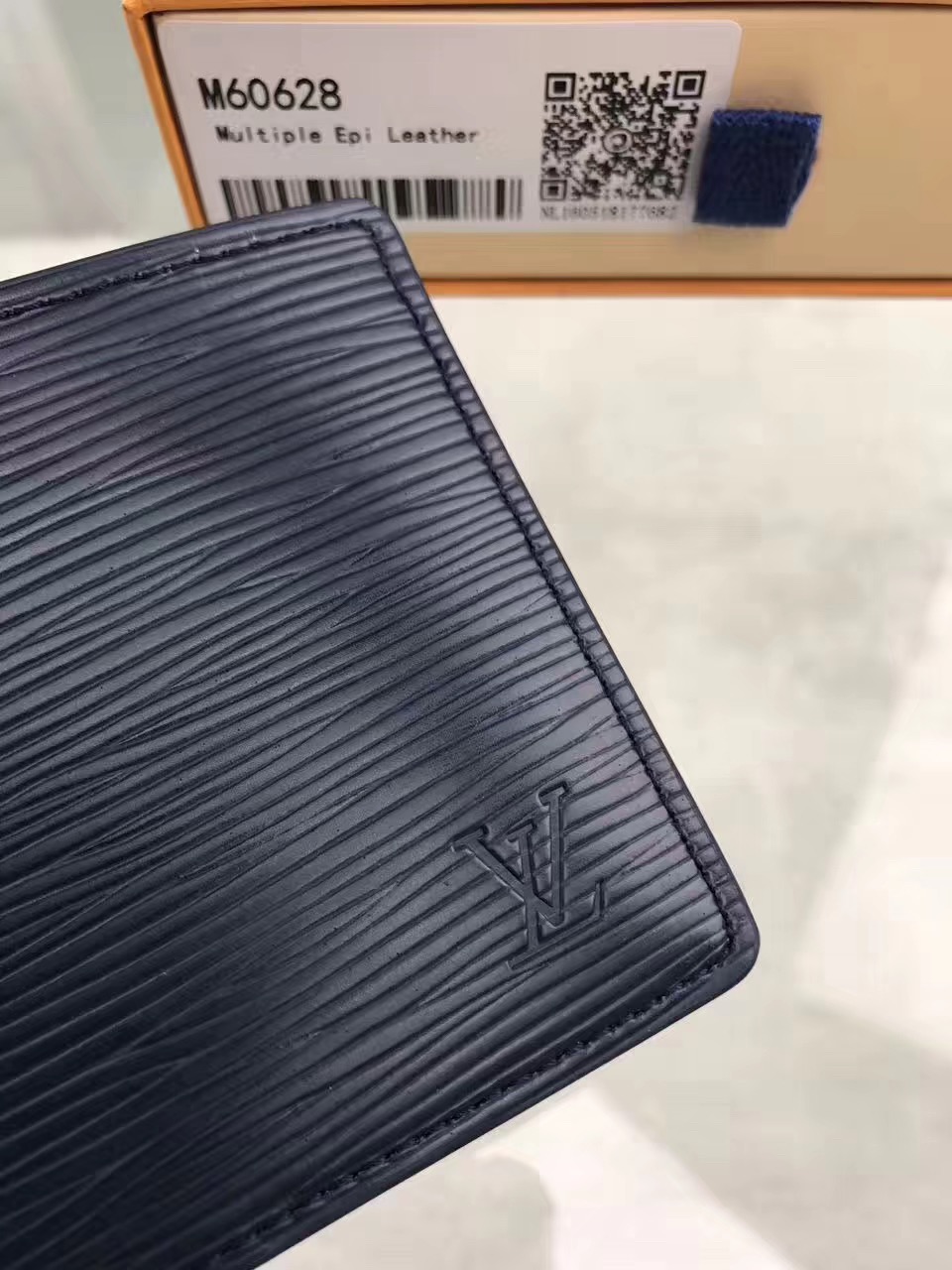  LOUIS VUITTON 루이비통 에삐 반지갑 M60628