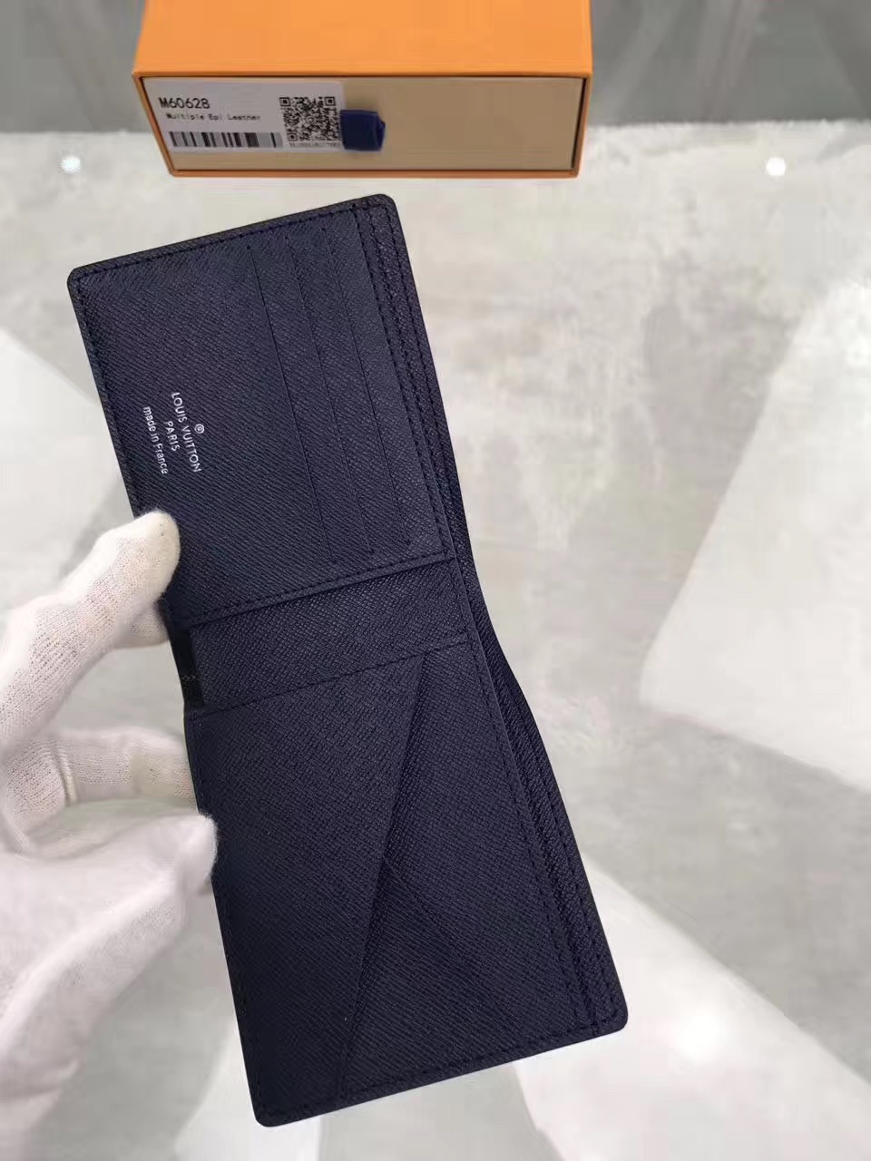  LOUIS VUITTON 루이비통 에삐 반지갑 M60628