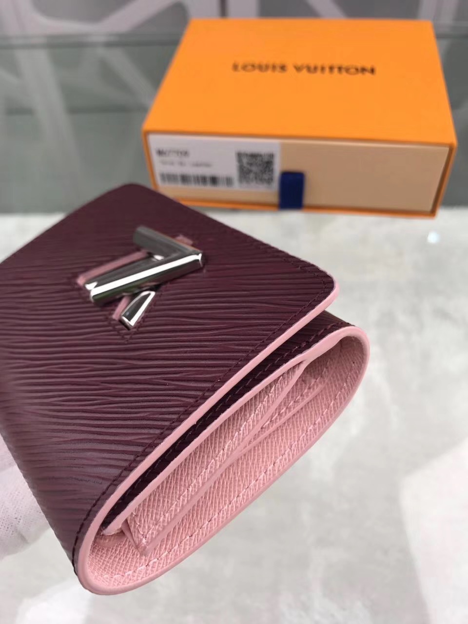  Louis Vuitton 루이비통 신상 M67709