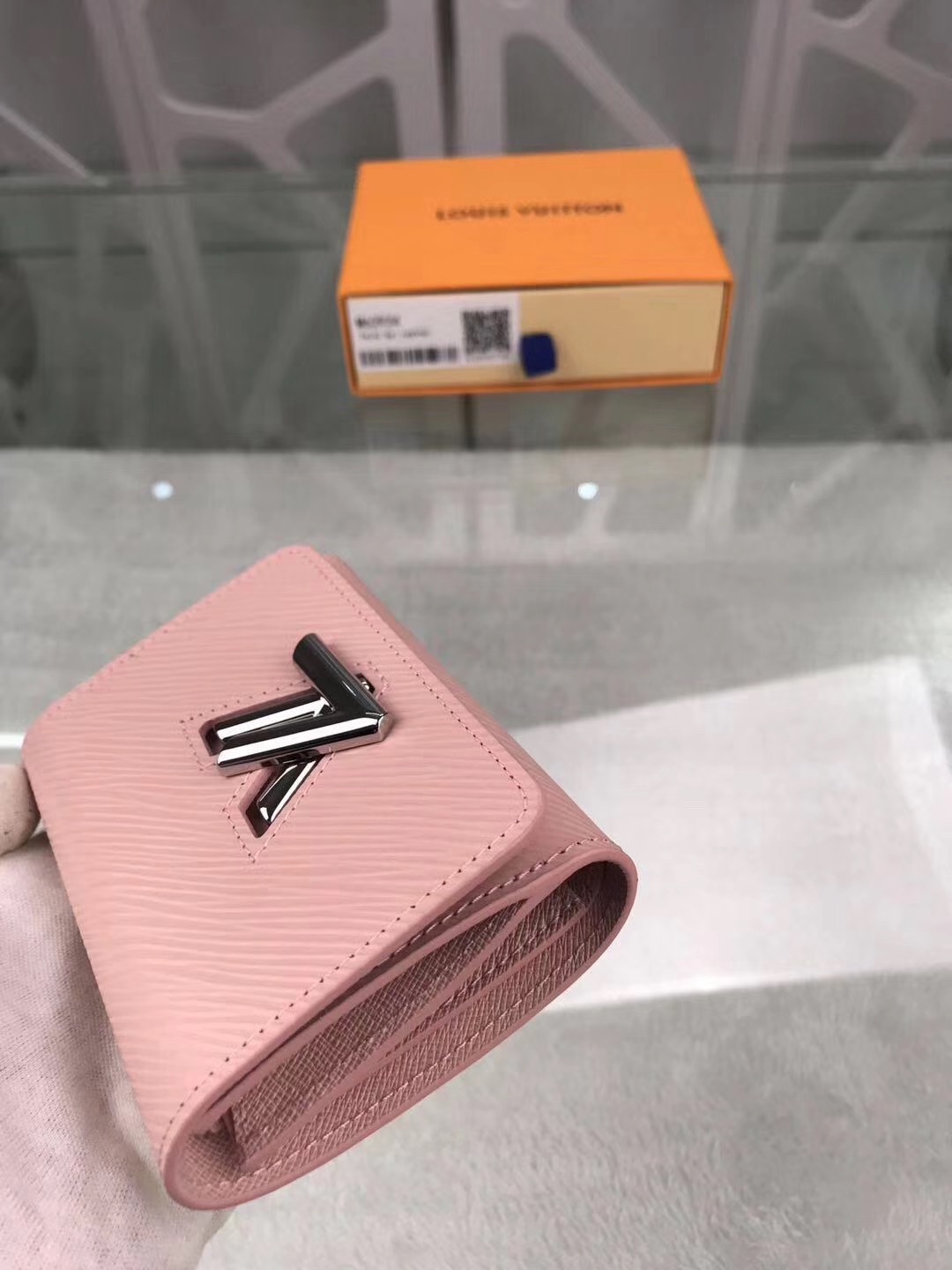  Louis Vuitton 루이비통 신상 M62934