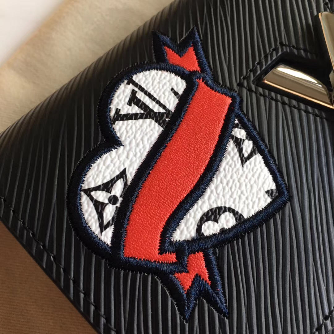 루이비통 트위스트 지갑봄신상 M63456