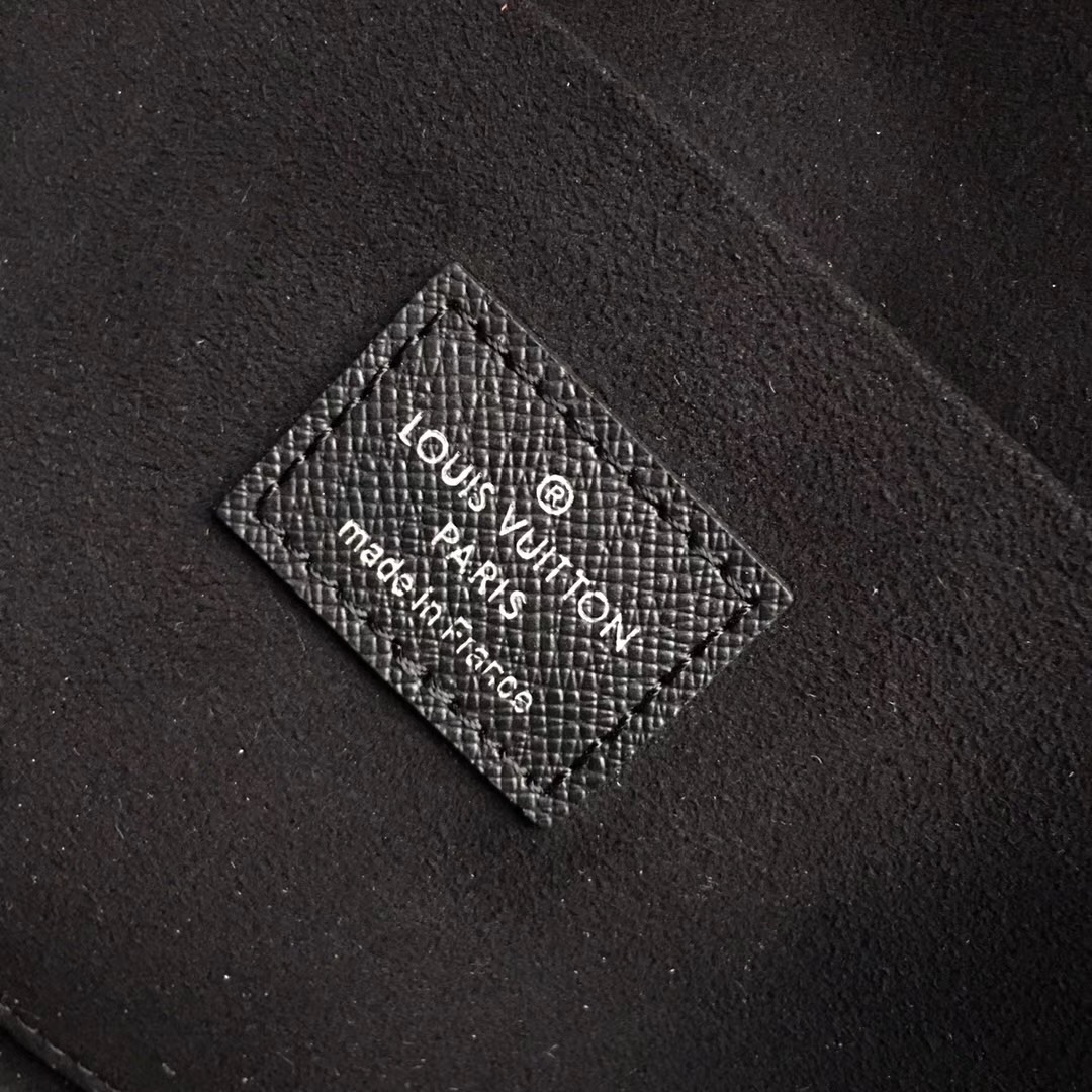 루이비통 포쉐트 펠리시 지갑봄신상 M63726