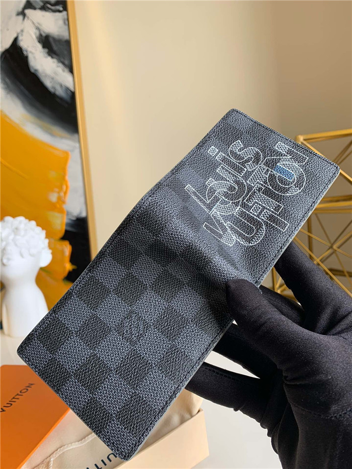 루이비통 멀티플 반지갑 M60302 2020/신상