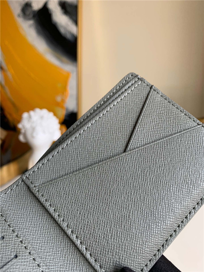 루이비통 멀티플 반지갑 M60302 2020/신상