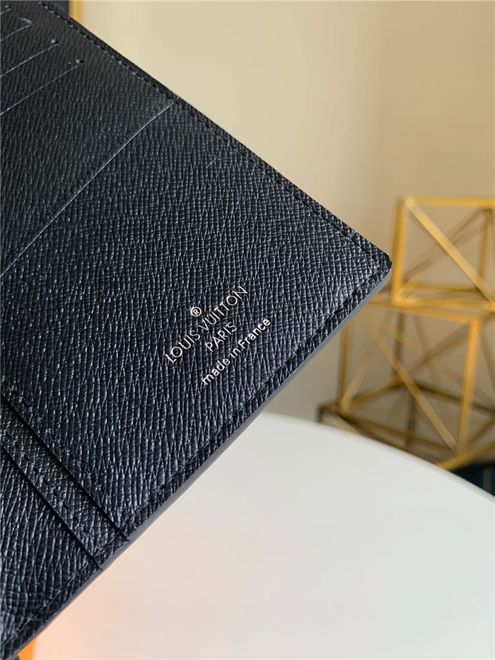 Louis Vuitton 루이비통 브라짜 장지갑 M30285 신상