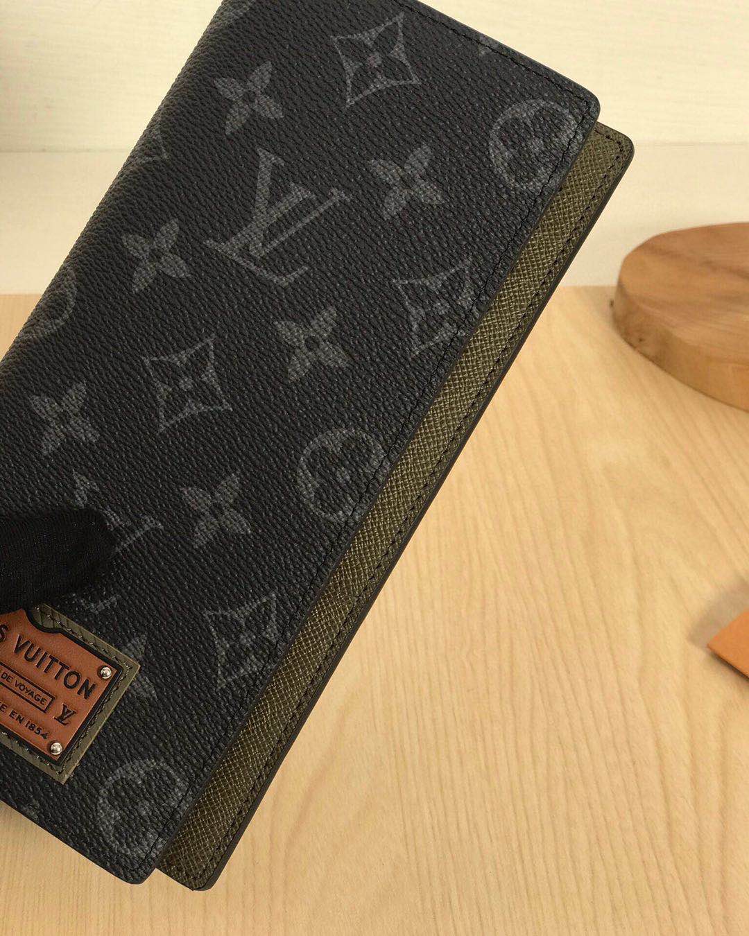  Louis Vuitton 루이비통 멀티플 장지갑 M69260 카키 2020/신상