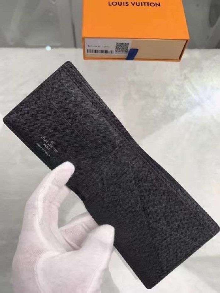  Louis Vuitton 루이비통 반지갑 M67762