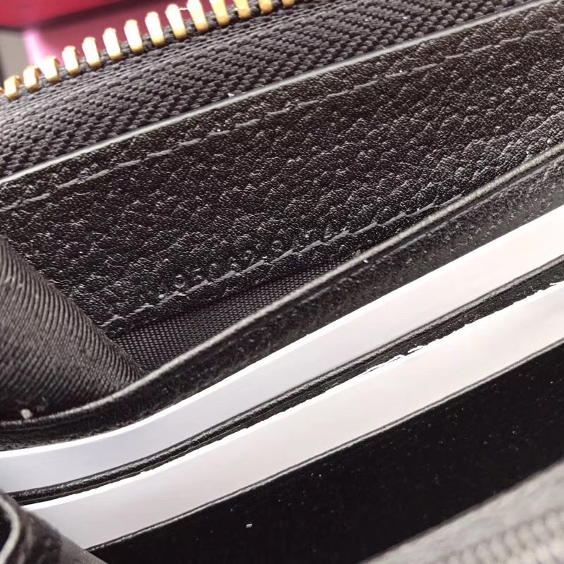 구찌 지퍼 장자갑 신상 495062