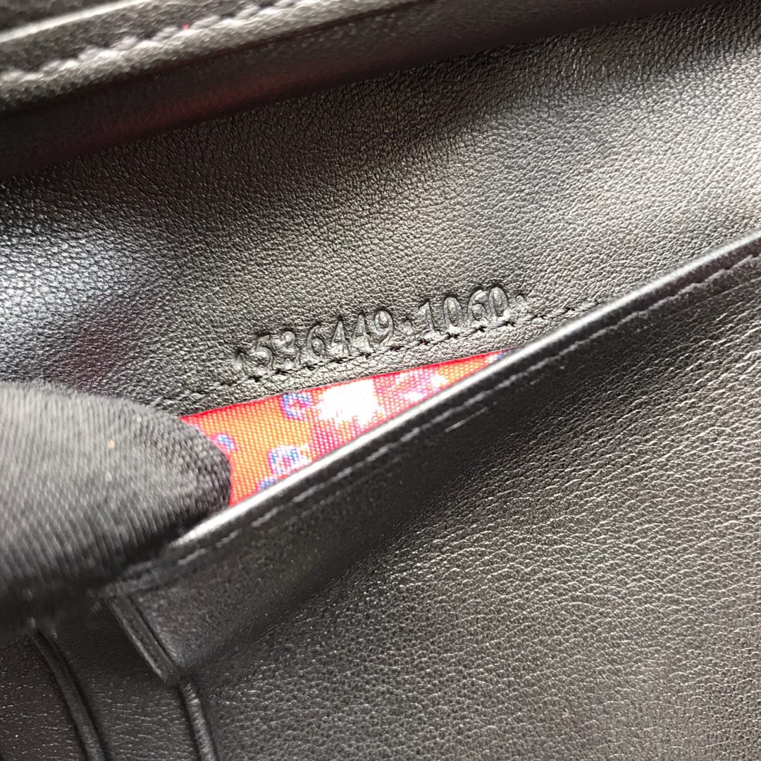 구찌 지갑 신상 536449