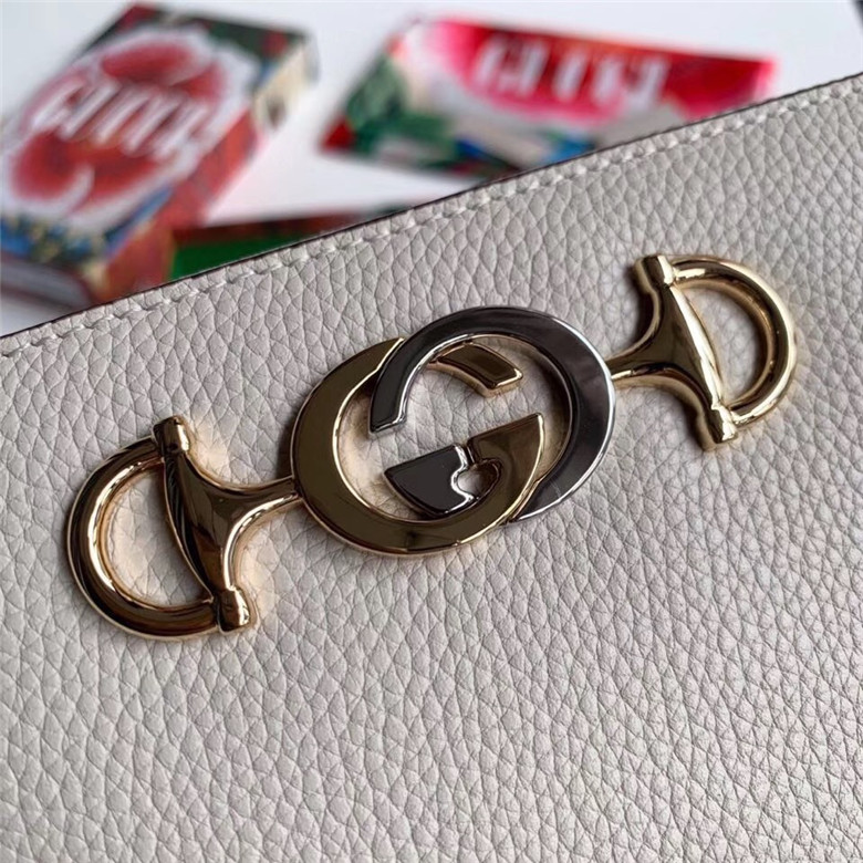 구찌 주미 장지갑 신상 54855