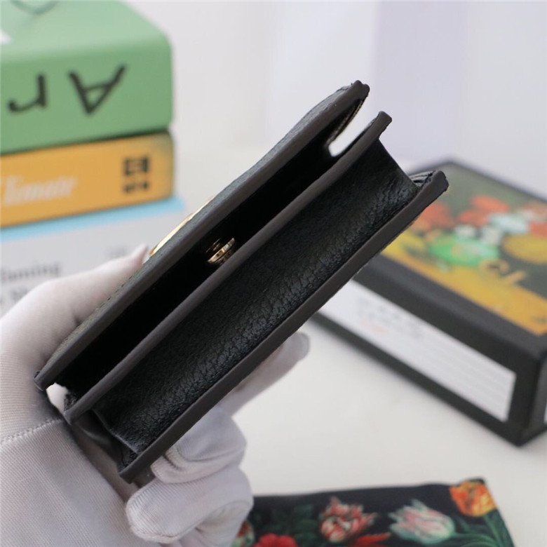  GUCCI 구찌 오피디아 카드지갑 523155 신상