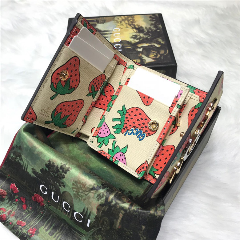 구찌 주미 지갑 573622 신상