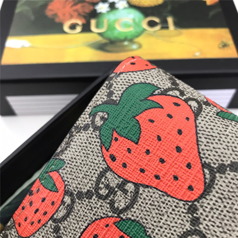  GUCCI 구찌 동전지갑&카드지갑 573839 신상