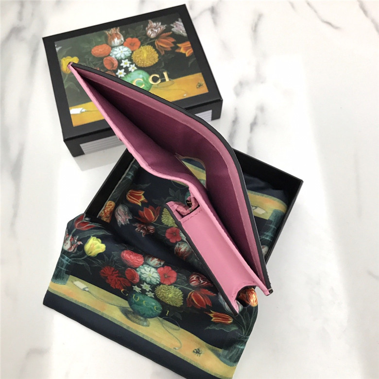  GUCCI 구찌 동전지갑&카드지갑 573839 신상